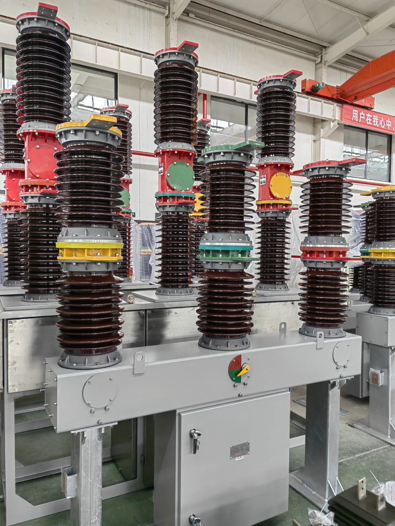 ZW7-40.5 SERIES OUTDOOR VOLTAGE VACUUM CIRCUIT BREAKER