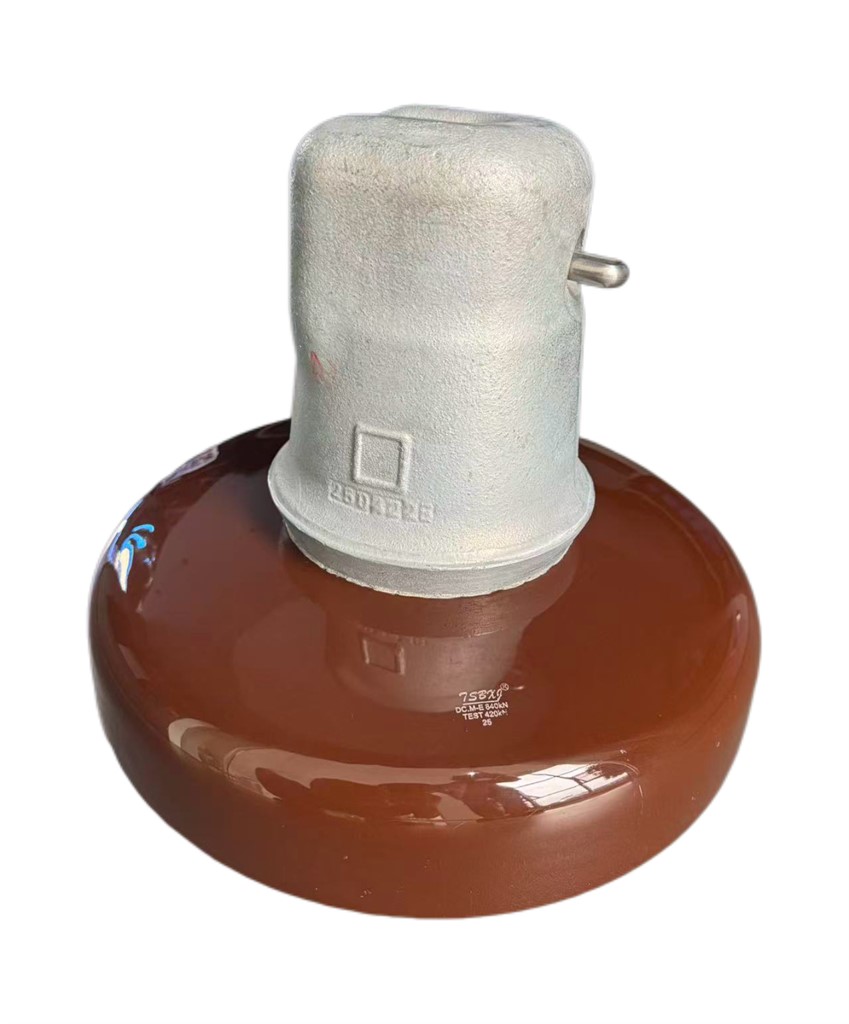 840KN FOG TYPE DISC SUSPENSION PORCELAIN INSULATOR