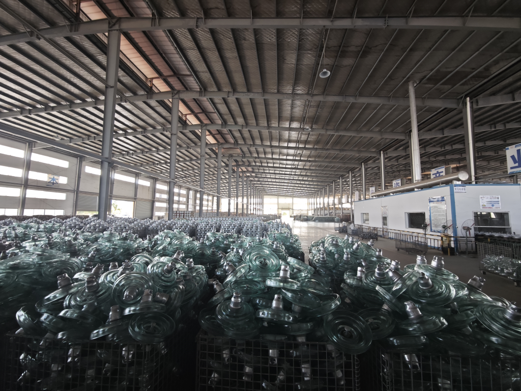 TOUGHENED GLASS INSULATOR