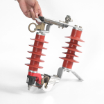 DETACHABLE LIGHTNING ARRESTER