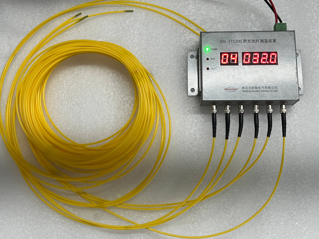 Fluorescent Fiber Optic Temperature Measurement Device