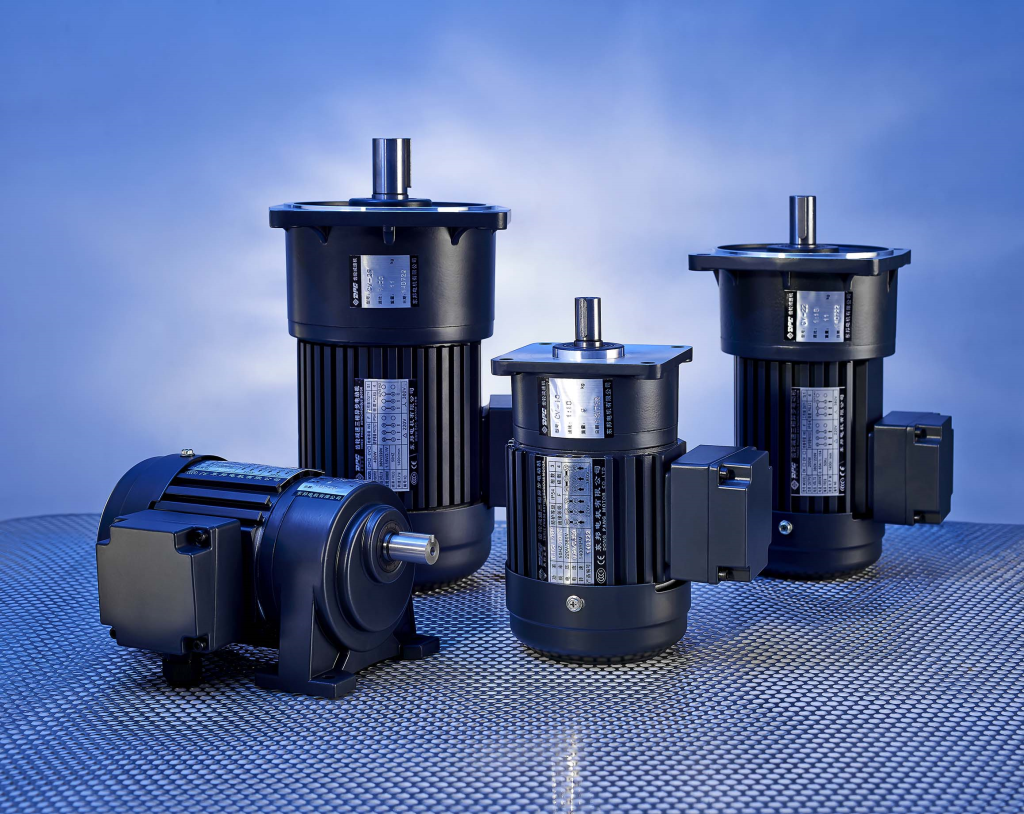 Small geared motor