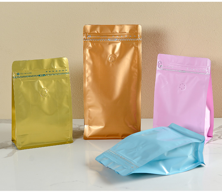 FLAT BOTTOM ZIPPER POUCH
