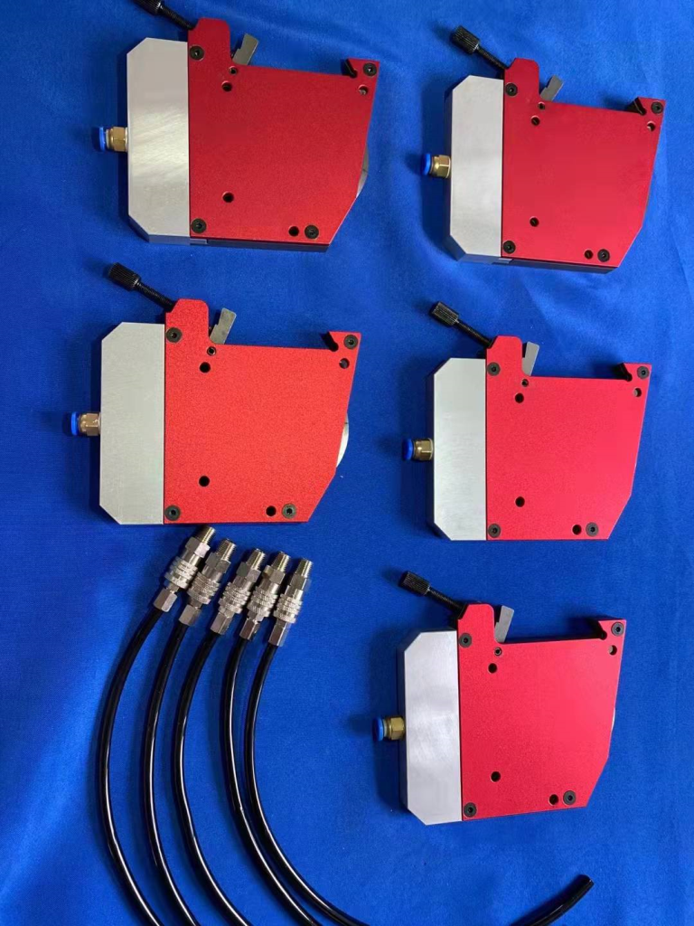 奥斯创气动刀架