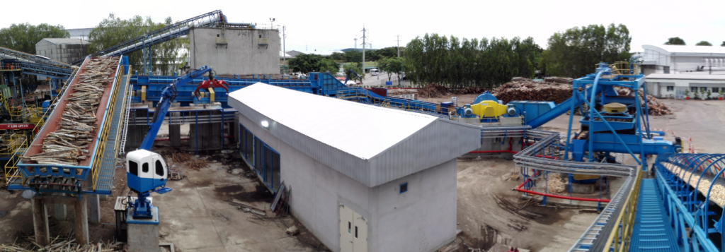 A FULL SET OF MATERIALS IN THE PREPARATION SECTION OF THE WOOD-BASED PANEL PRODUCTION LINE