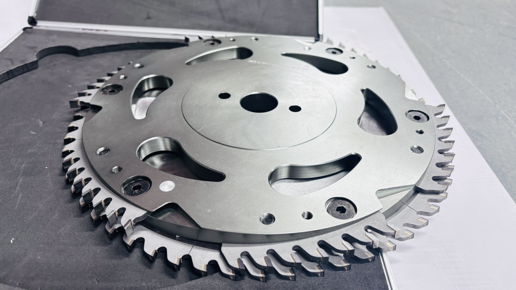 PCD CRUSHING BLADE