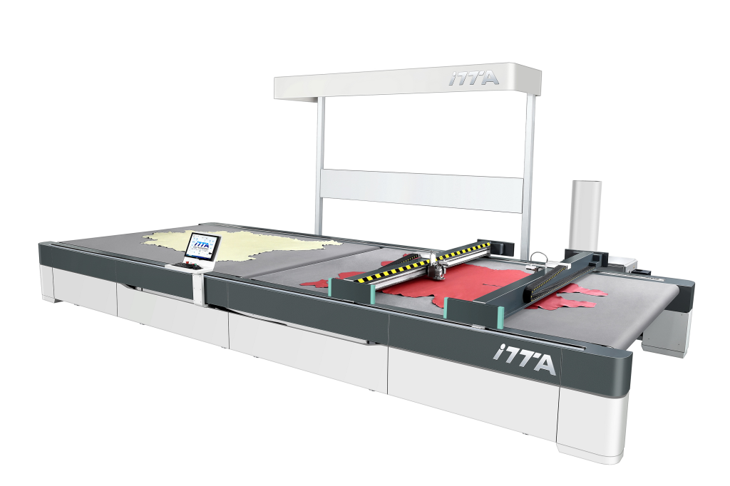 ITTA 智能皮革切割机IC850DHC（双刀头双传送带）